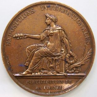 Médaille exposition internationale Londres, 1874 (titre factice) ; © Loches ; ©  Musée Lansyer