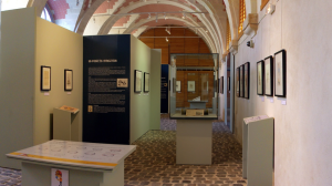 Scénographie de l'exposition André Milan au musée de la marine de Loire
