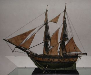 maquette de bateau ex-voto ; Trois-mâts de mer (titre factice)