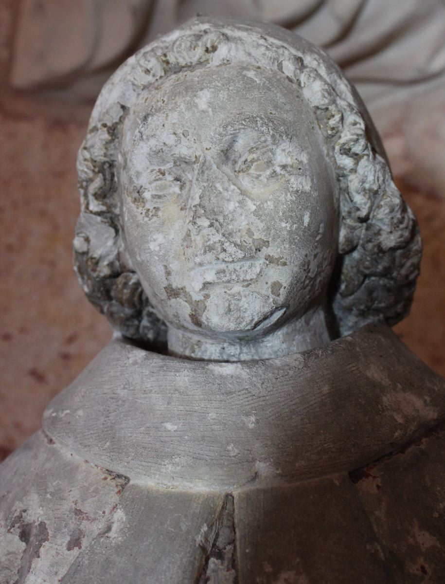 Statue en ronde-bosse représentant saint Pantaléon