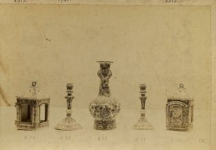 Vase, chandeliers et lanternes