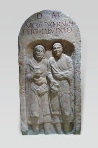 stèle de Paternianus et Divixtus