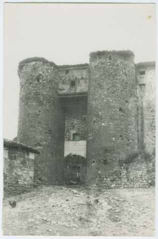 tirage photographique ; Antiquísima puerta de Peñacerrada (Alava)