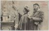 carte postale ; Amateurs et collectionneurs choisissant l...