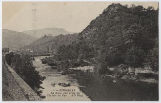 carte postale ; Bidarray - La Nive, vue prise du Chemin de Fer