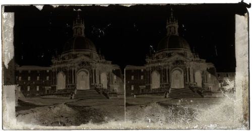 plaque de verre photographique ; Le sanctuaire de Saint-Ignace de Loyola