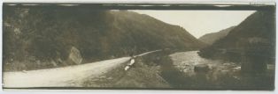 tirage photographique ; Bidarray - Vue de la route d'Ossès