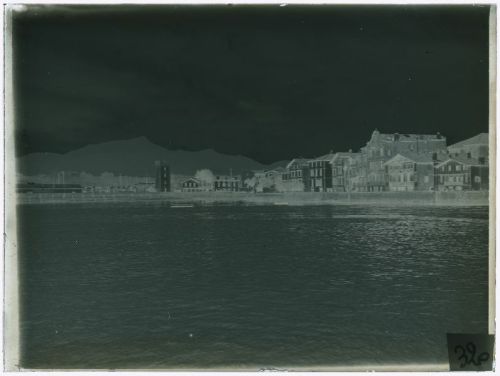 plaque de verre photographique ; Ciboure - Vue du phare et du quai Ravel