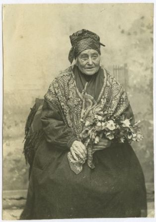 tirage photographique ; Portrait de vieille femme