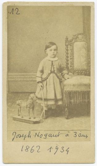 tirage photographique ; Joseph Nogaret à trois ans 1862-1934