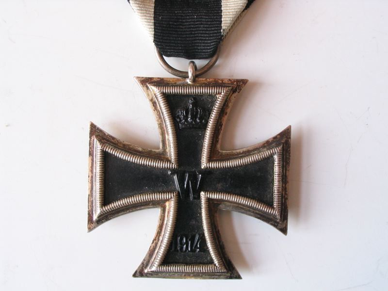 Oeuvre : Précisions - médaille, croix de fer 1813-1914 (titre factice)  (BATW_2003.3.1.1)