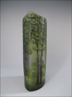 vase à décor sylvestre (titre factice)