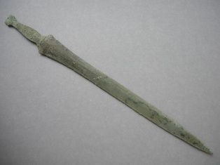 épée ; Epée de Villement (11.1545.1 ; n°333 (Inv.1911))