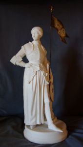 statuette ; Jeanne d’Arc à l’étandard (2000.4.1)
