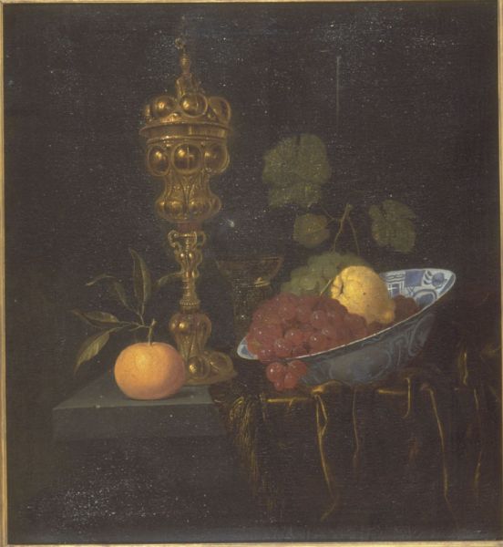 Claes Bergoijs, Fruits et orfèvrerie, 17e siècle, huile sur toile, 72 x 67 cm, Arras, Musée des Beaux-Arts