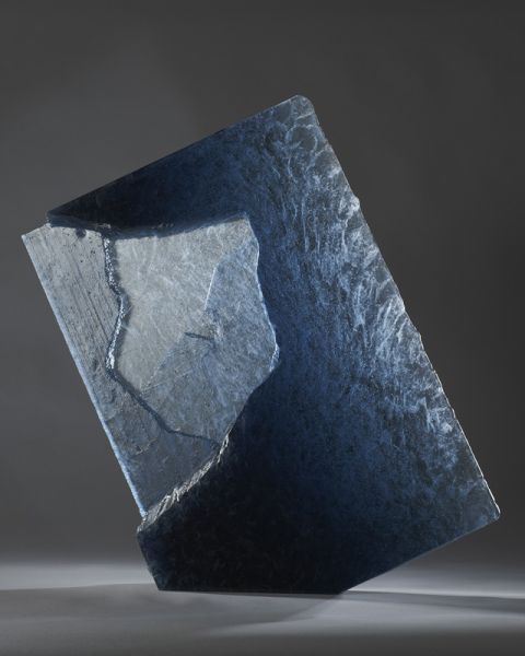 VASICEK Ales, Monochrome bleu (2011) - Sars-Poteries, Musée-atelier départemental du Verre