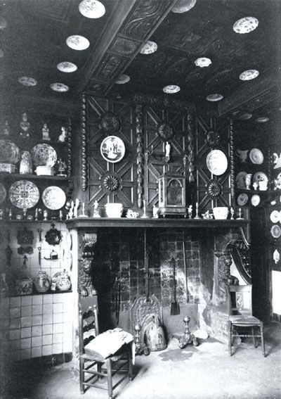 Intérieur du musée Benoît-de-Puydt de Bailleul avant 1914 - Cuisine flamande (salle 2 du musée)