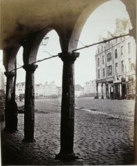 Photographies de Charles Desavary : Arras. La rue de la Taillerie (vers 1860-1870)
