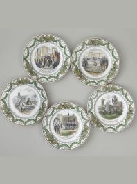 Assiettes de la série « Retour des cendres », porcelaine opaque de Creil, vers 1840