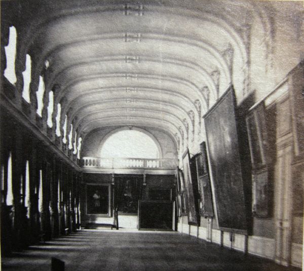 Arras. Le musée impérial des Beaux-Arts, la galerie de peintures du XIXe siècle.