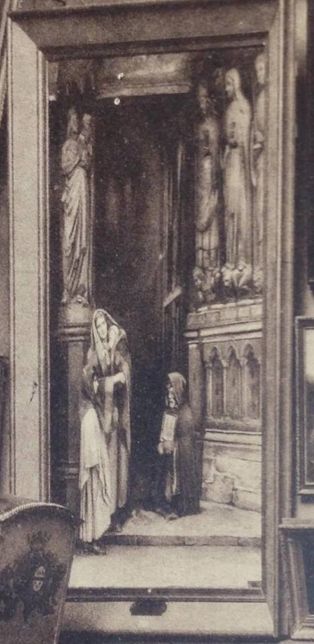 Intérieur du musée de l'Hôtel de Ville de Péronne, détail représentant "Sous le porche de Saint-Germain-l'Auxerrois" d'Henri Auguste GAMBARD ; © SOUILLARD Edouard (photographe)